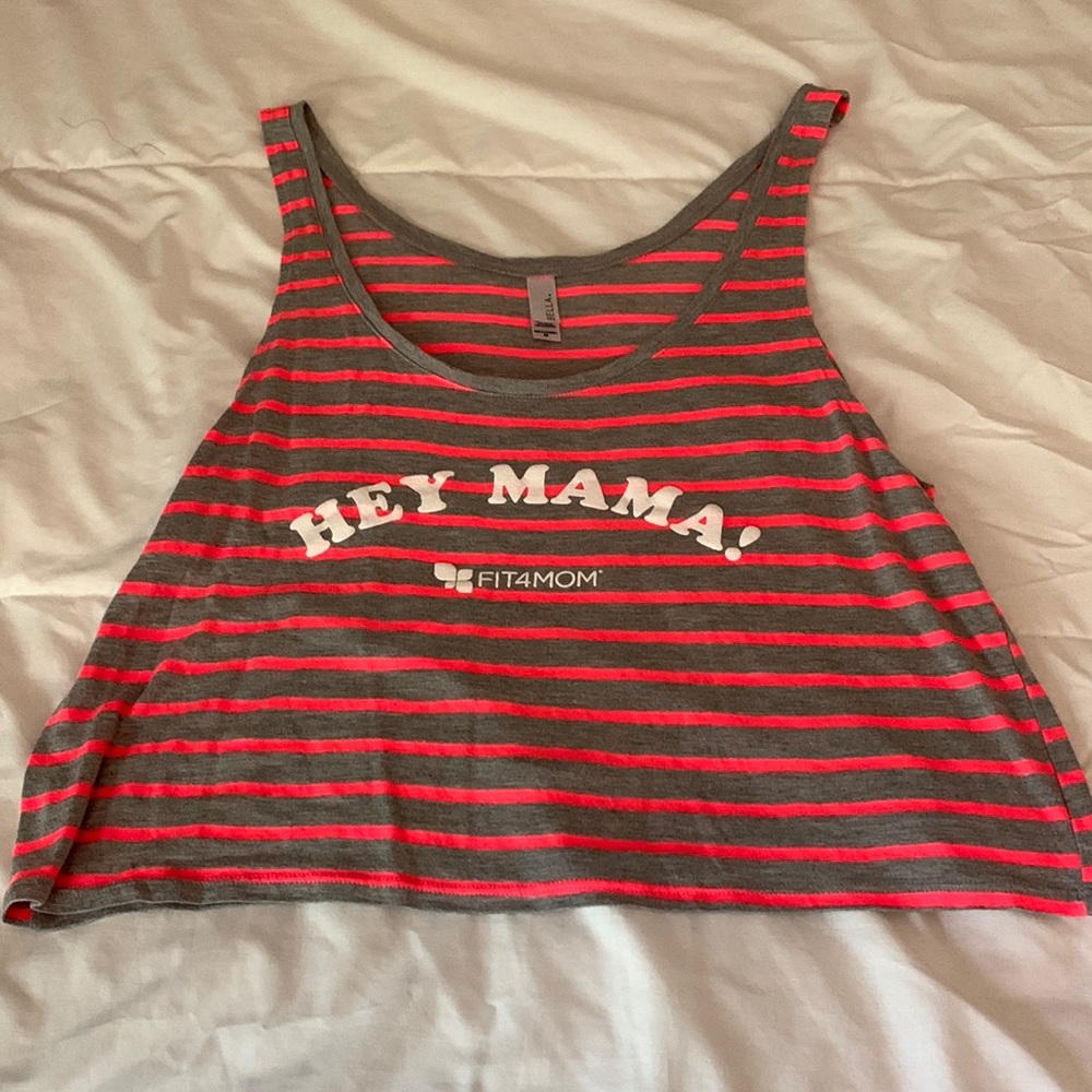 “HEY MAMA!” Fit4mom crop tank